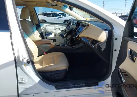 2014 Toyota Avalon Hybrid Limited z USA, uszkodzony, nr VIN 4T1BD1EB1EU029774